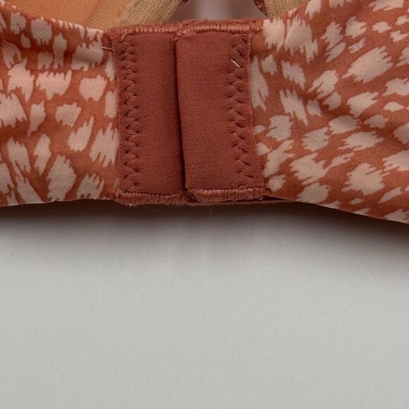 Victoria's Secret Angelight Full-Coverage Spacer Bra Lightly Lined 36C - Picture 5 of 10